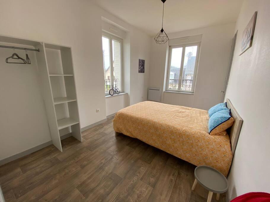 Appartement F1, Refait A Neuf, 150M De La Plage Donville les Bains Bagian luar foto